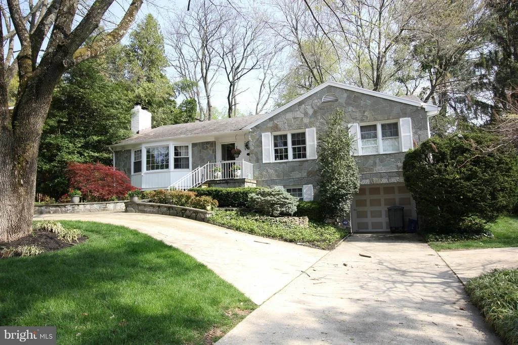 Photo of 5906 CALLA DRIVE