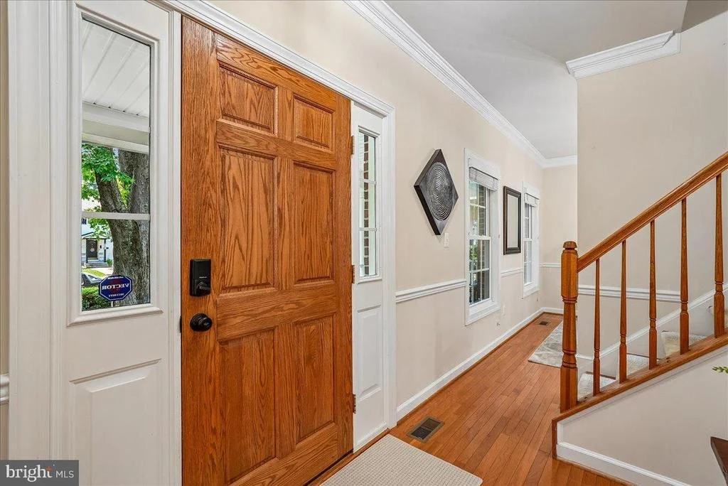 Photo of 6322 HALSEY ROAD