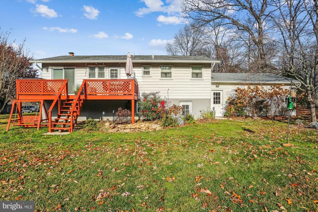 Photo of 8112 SENECA VIEW DRIVE