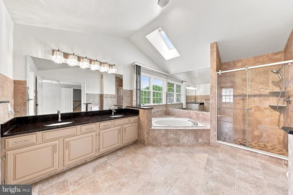 Photo of 16 KENSINGTON DRIVE