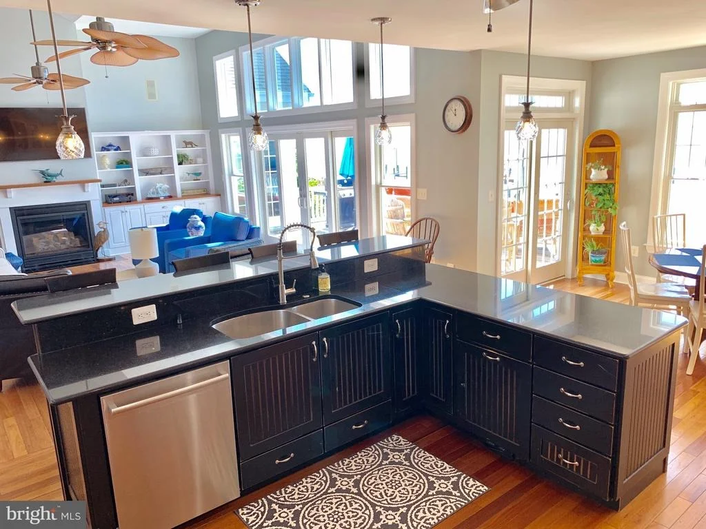 Photo of 3539 BAY DRIVE