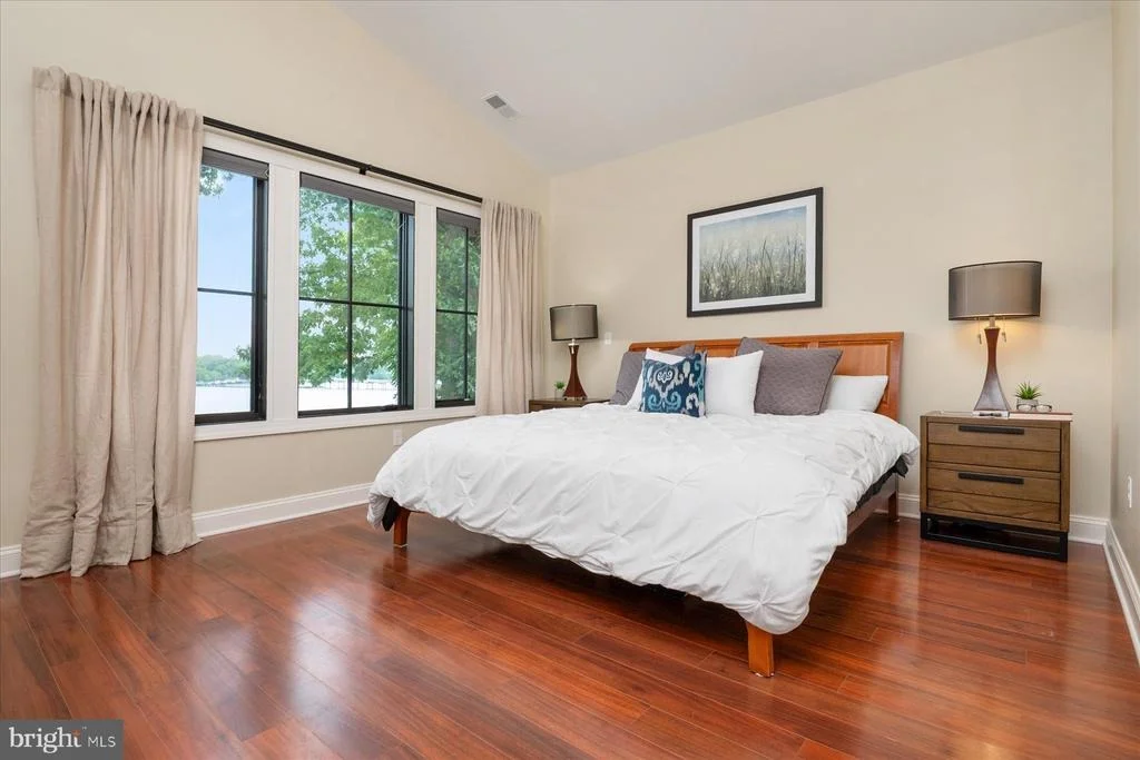 Photo of 20 SHORE WALK ROAD