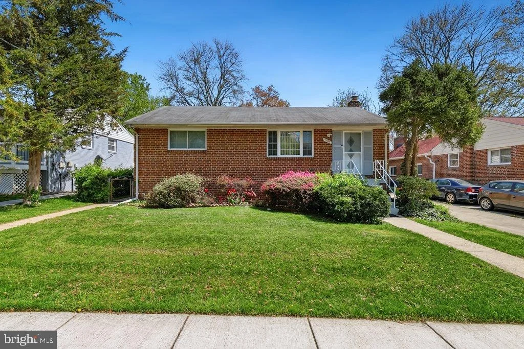 Photo of 11109 BUCKNELL DRIVE
