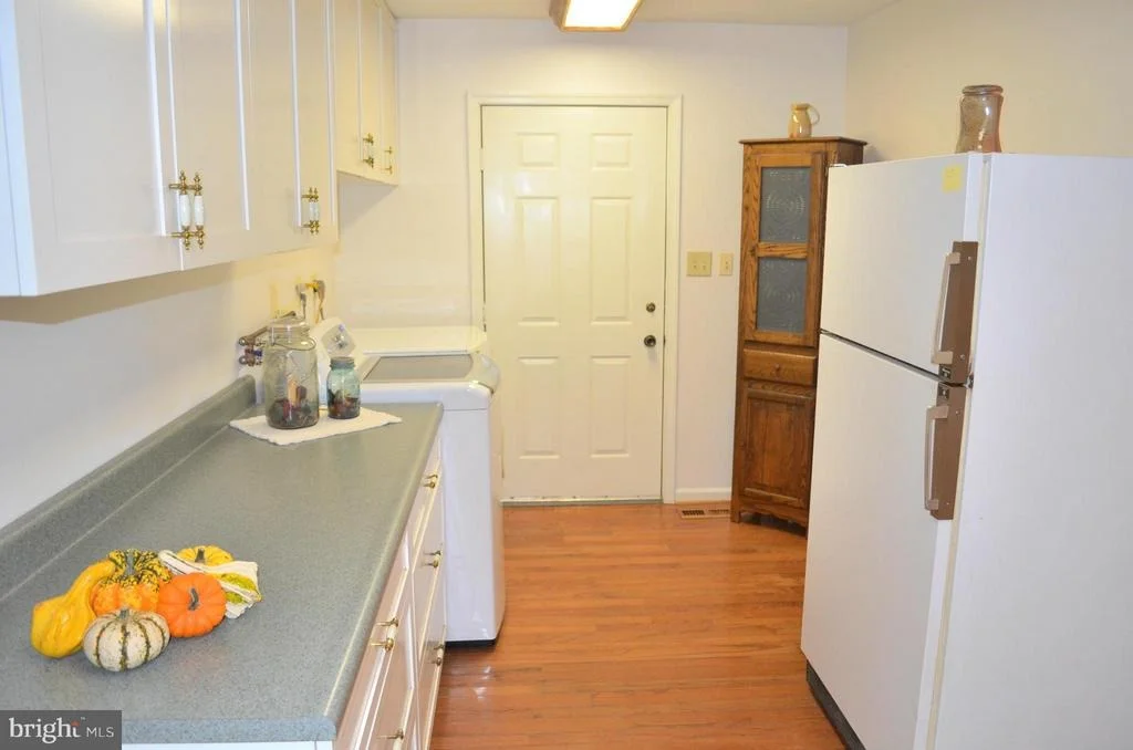 Photo of 7990 WHITTING DRIVE