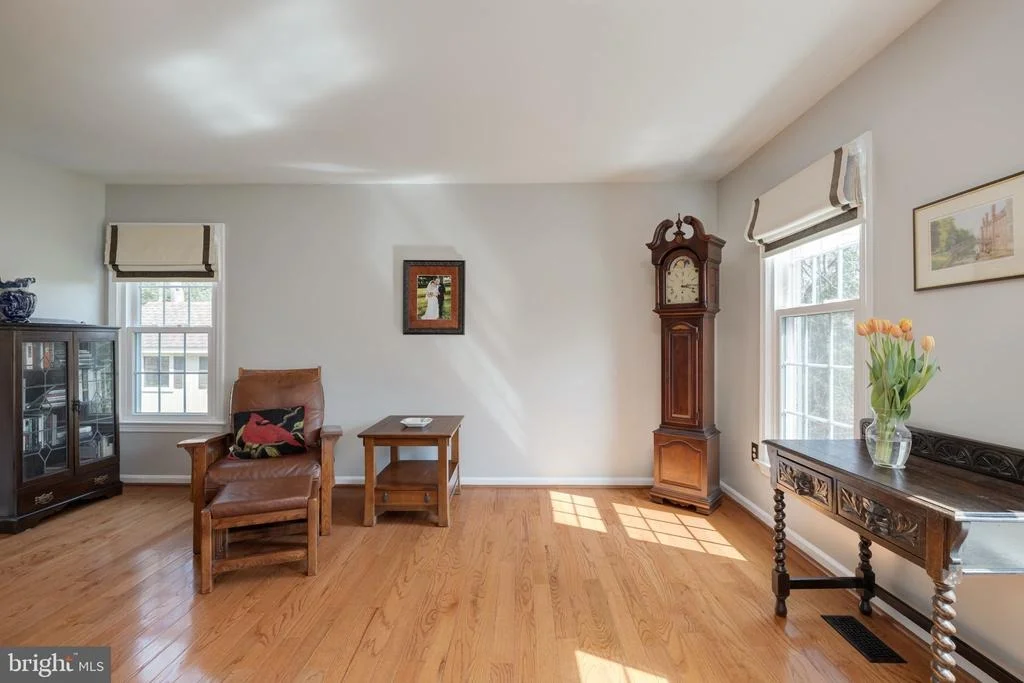 Photo of 7736 HUNTSMAN BOULEVARD