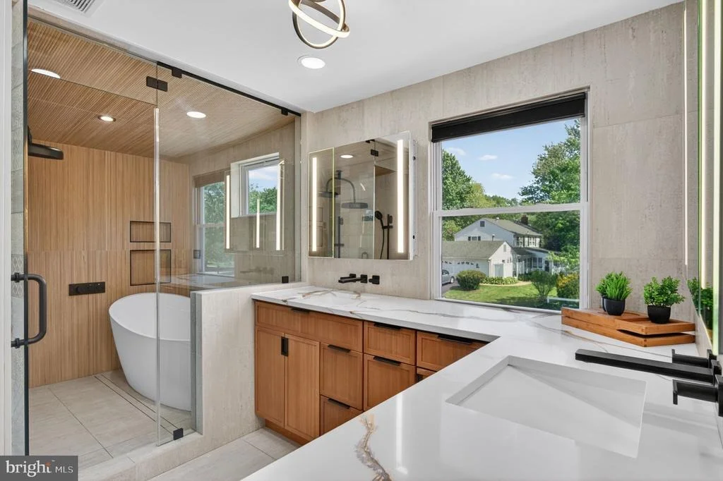 Photo of 4202 MINSTRELL LANE
