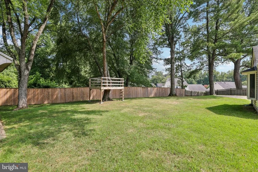 Photo of 1410 KNIGHTS BRIDGE TURN