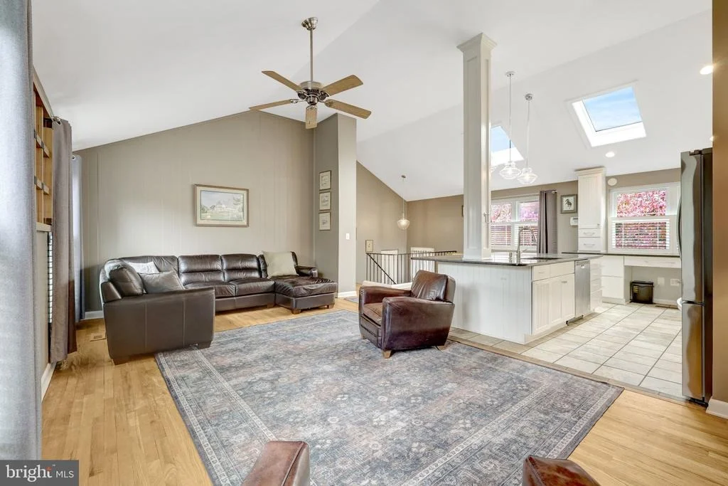 Photo of 6900 SOUTHRIDGE DRIVE