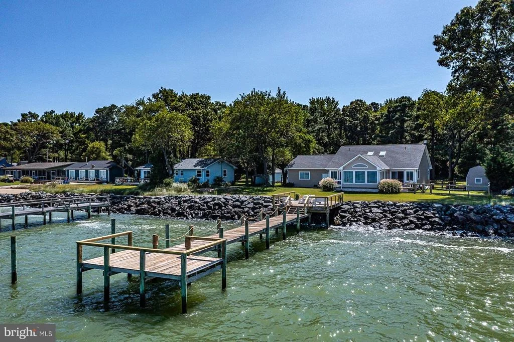 Photo of 976 BRAMMER DRIVE
