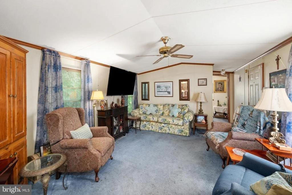 Photo of 16319 CAPES COVE LANE