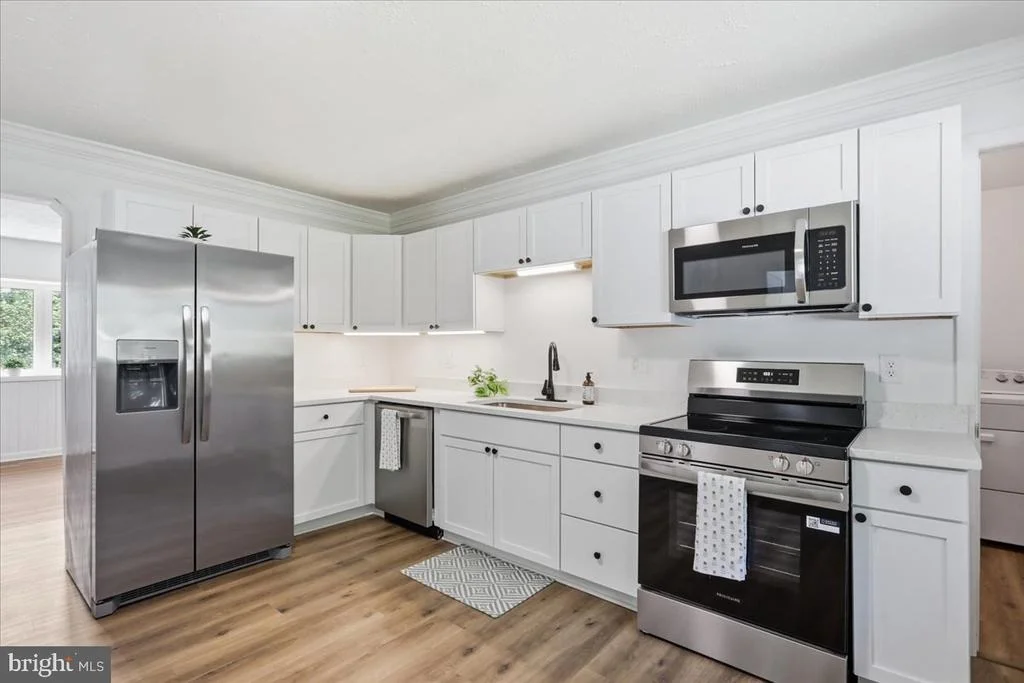 Photo of 1405 OUTER DRIVE