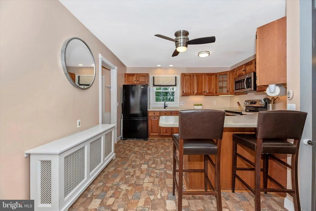 Photo of 9002 WALNUT STREET