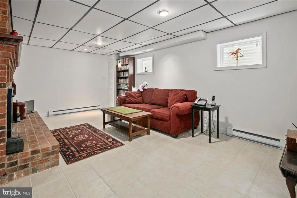 Photo of 9352 MOUNT VERNON CIRCLE