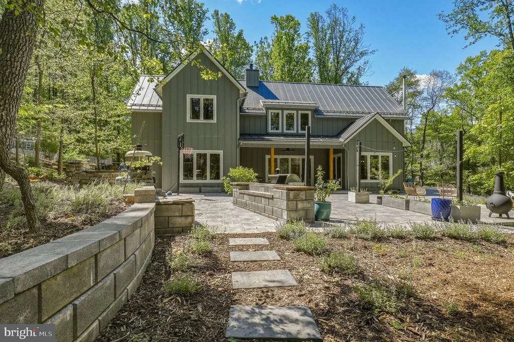 Photo of 4833 REELS MILL ROAD