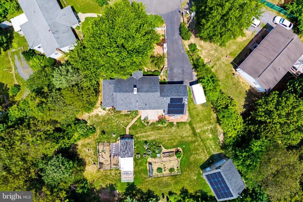 Photo of 2105 SHAWN DRIVE