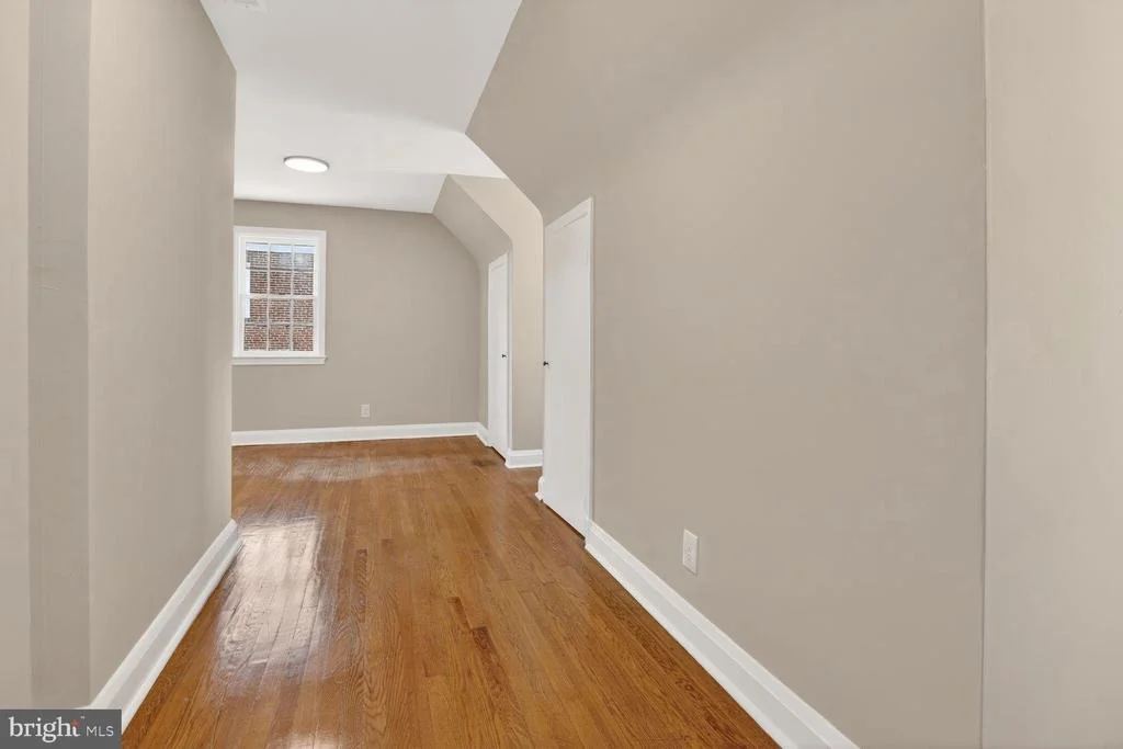 Photo of 315 E COLD SPRING LANE