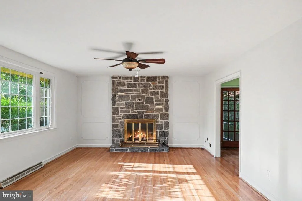 Photo of 1202 HILLSIDE BOULEVARD