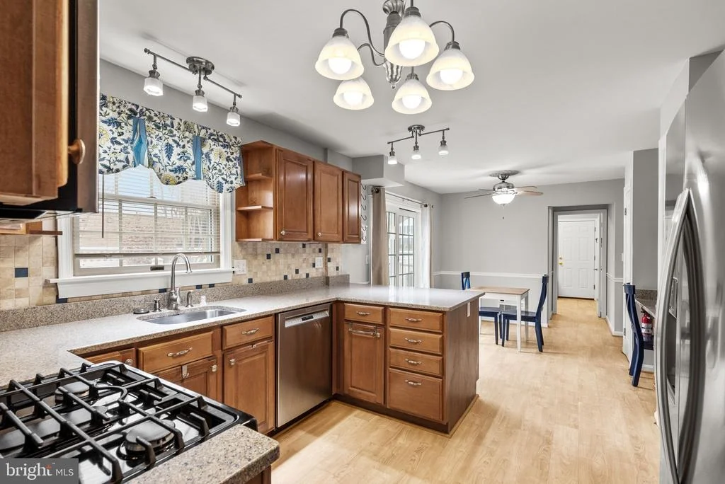 Photo of 14308 ANSTED ROAD