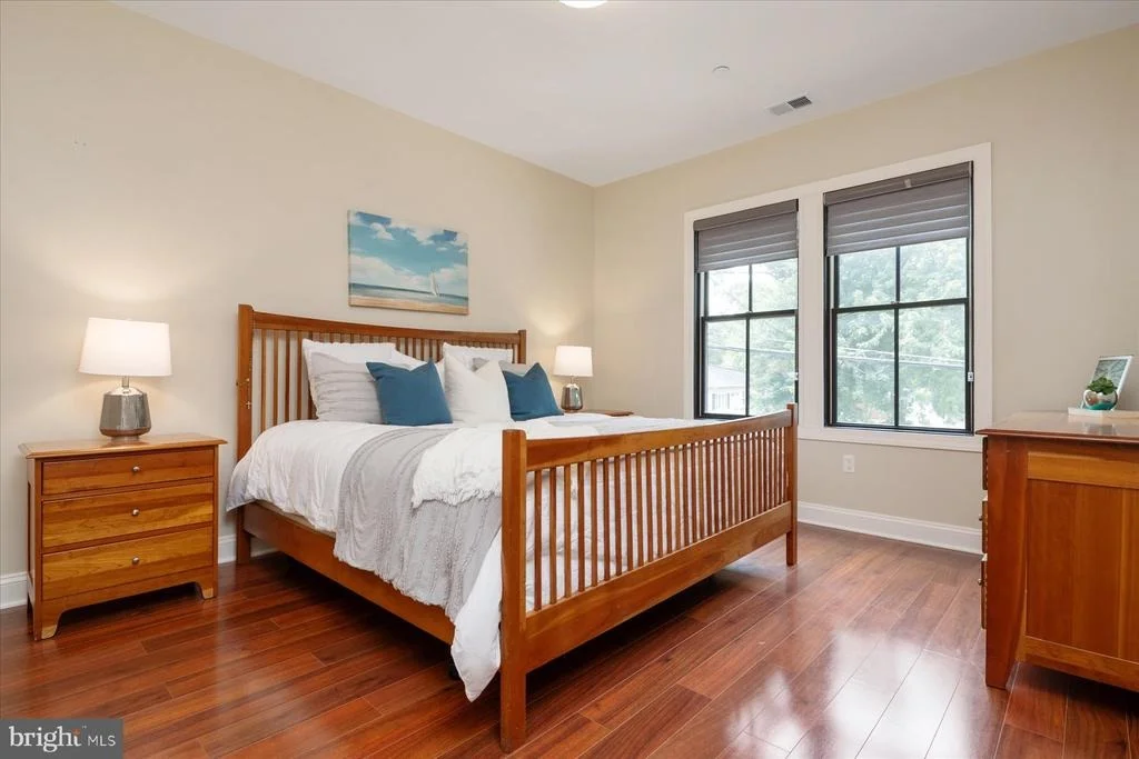 Photo of 20 SHORE WALK ROAD