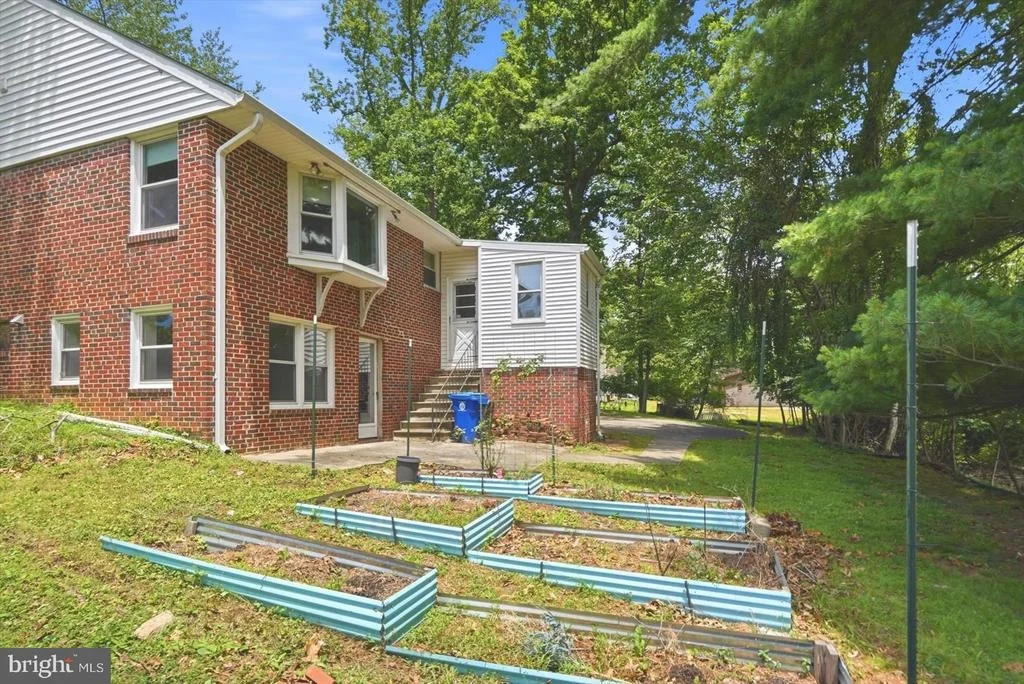 Photo of 2703 STEELE ROAD