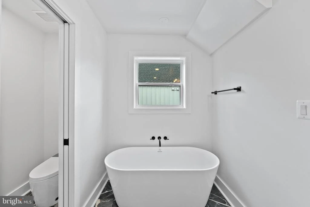 Photo of 258 N BARTON STREET
