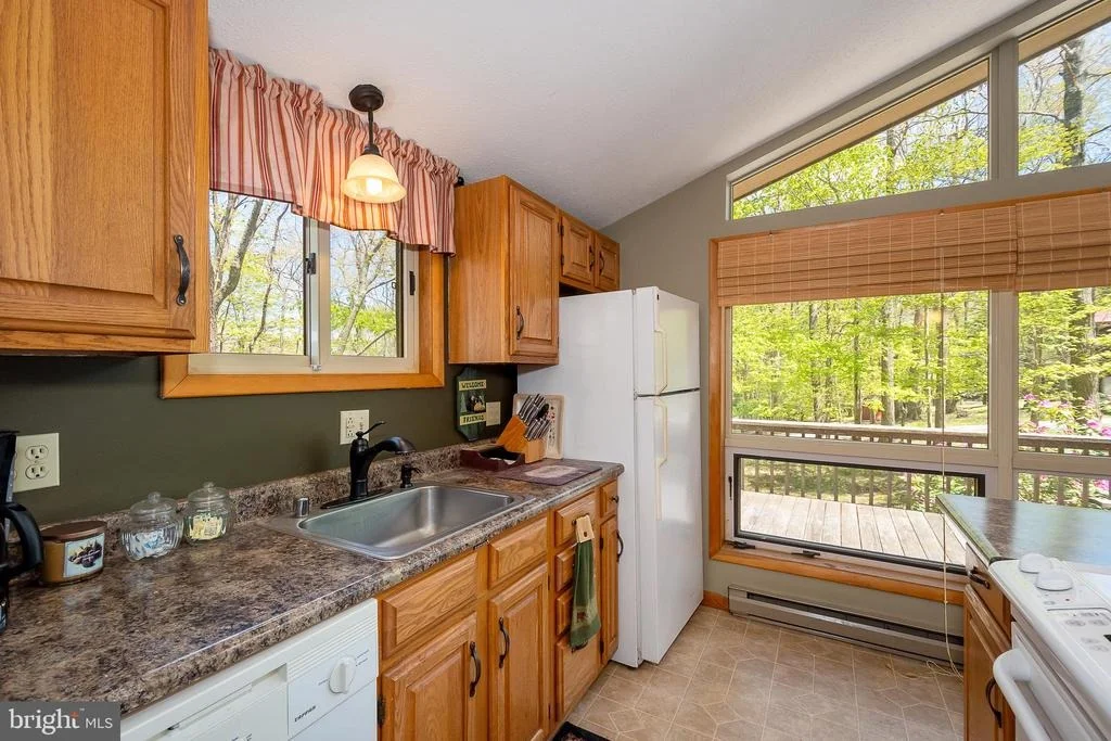 Photo of 365 RIDGE ROAD
