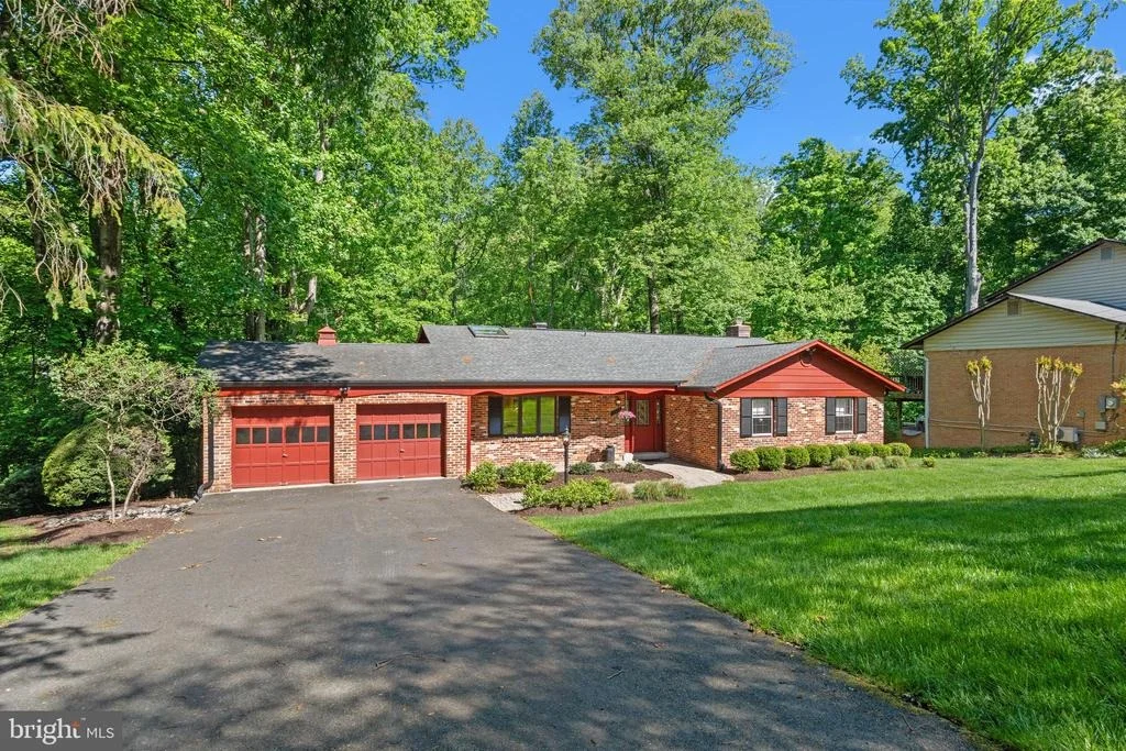 Photo of 12520 DAVAN DRIVE