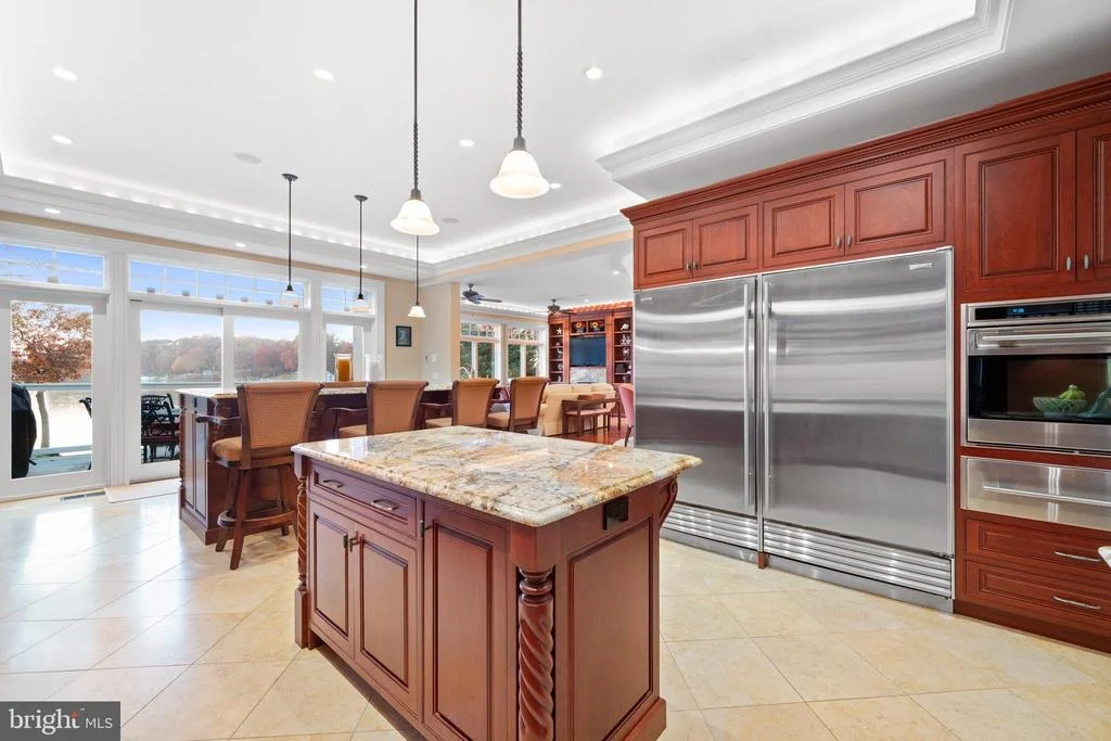 Photo of 206 HARBOR DRIVE