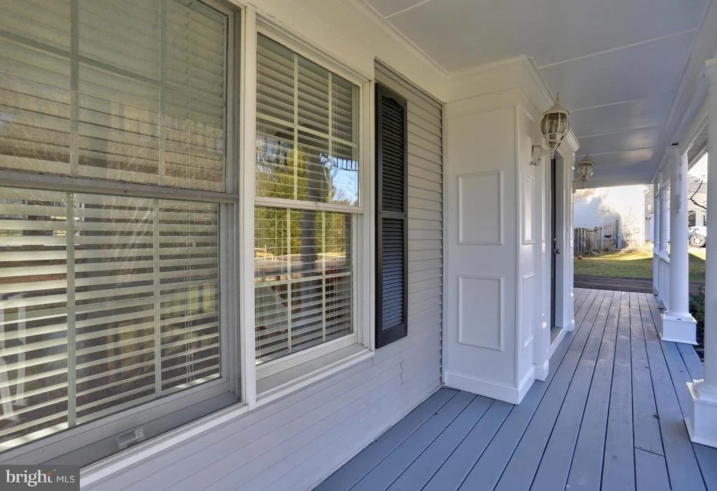 Photo of 8278 LEISHEAR ROAD