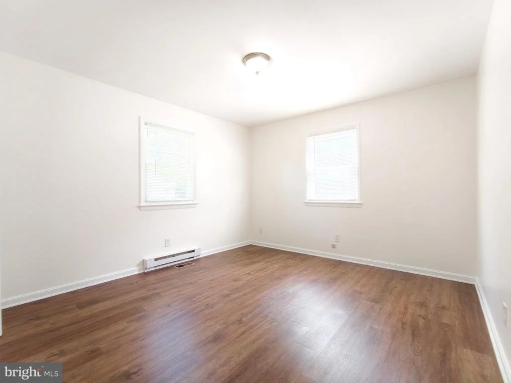Photo of 6066 SHADY SIDE ROAD