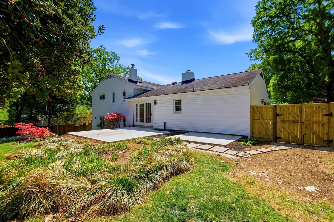 Photo of 7708 JANSEN DRIVE