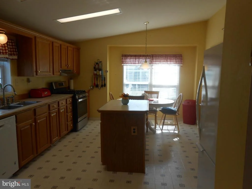 Photo of 36 FORT LEE DRIVE