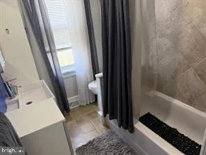 Photo of 327 OAKLAND AVENUE