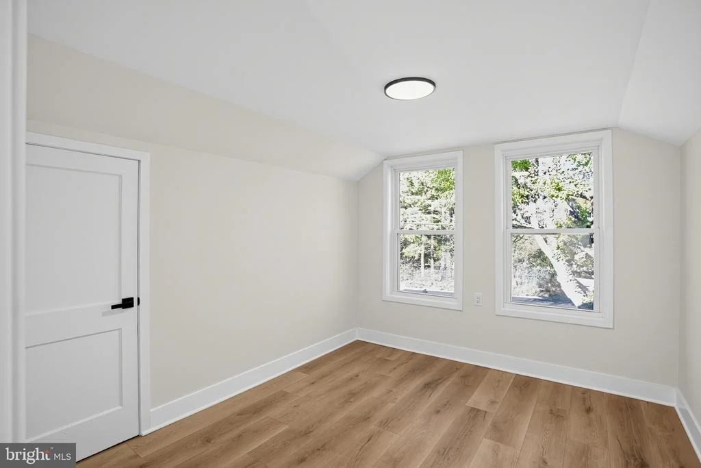 Photo of 6740 SUMERDUCK ROAD