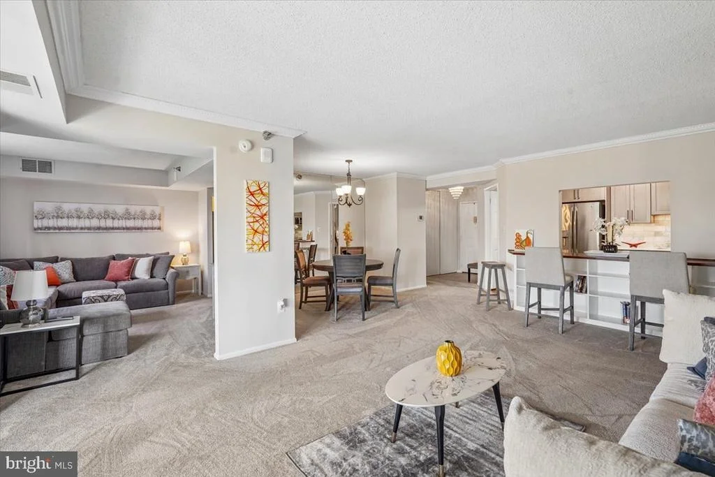 Photo of Unit 1 at 15101 INTERLACHEN DRIVE