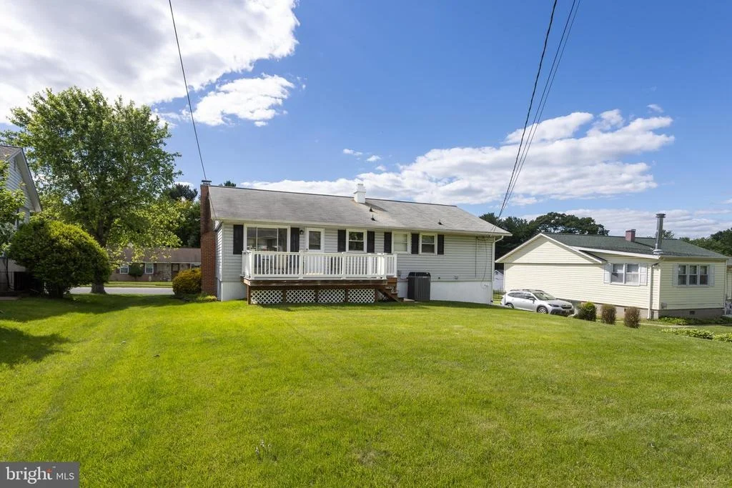Photo of 709 BAYBERRY ROAD