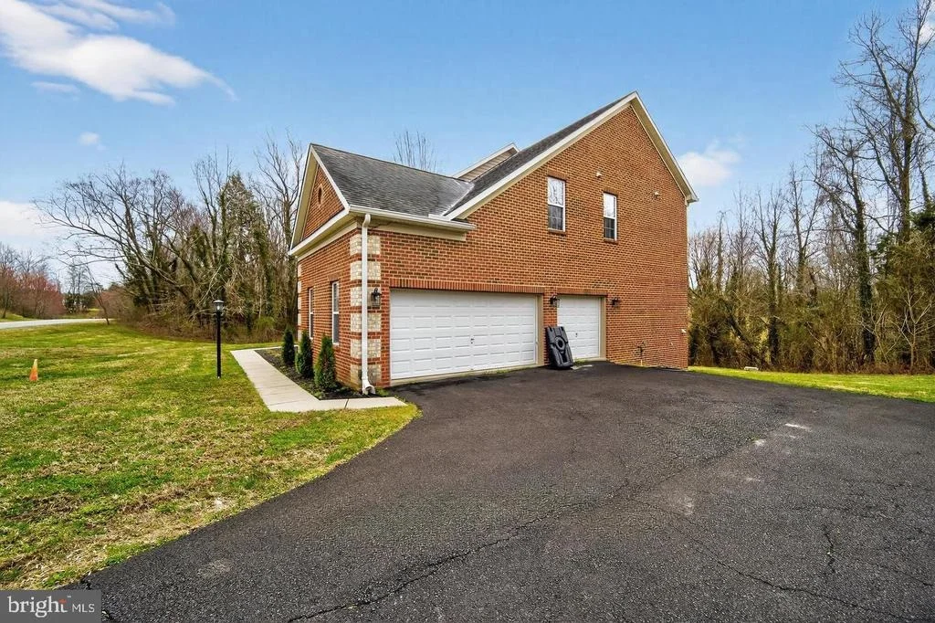 Photo of 16101 VENICE ROAD