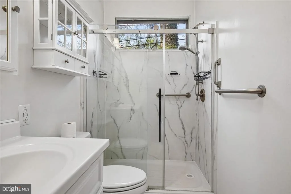 Photo of 322 CLOPSTON HILL