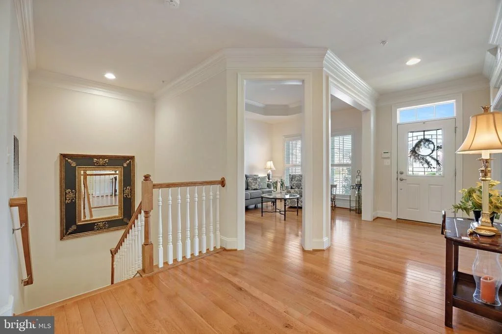 Photo of 2926 LEVEE DRIVE