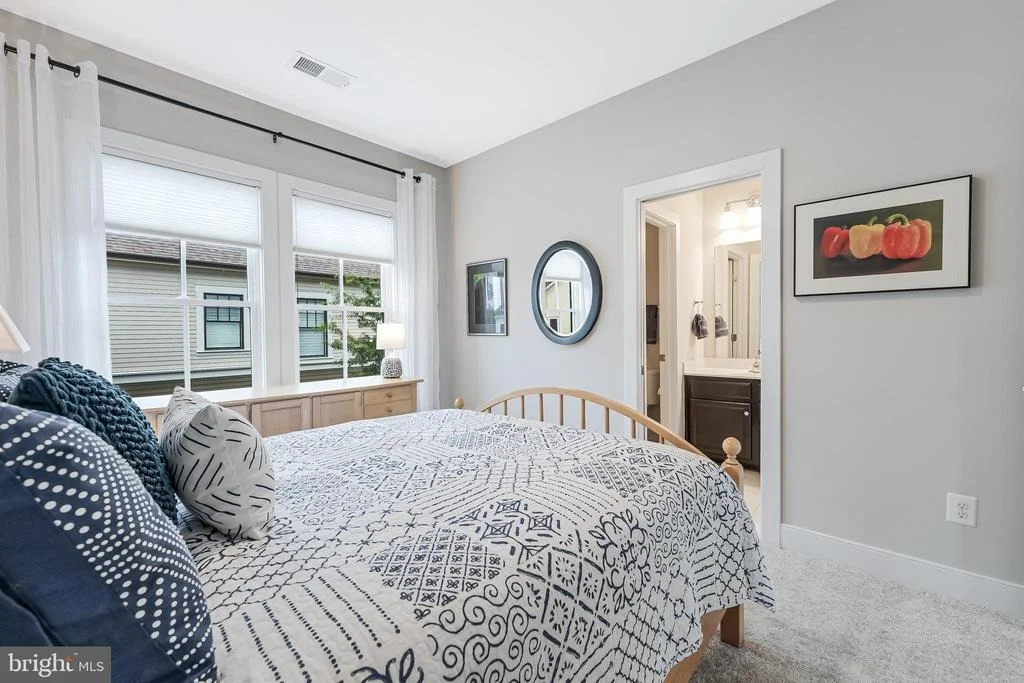 Photo of 802 VINE STREET