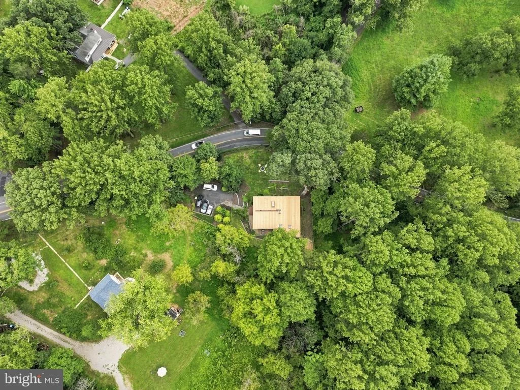 Photo of 7221 CLIFTON ROAD