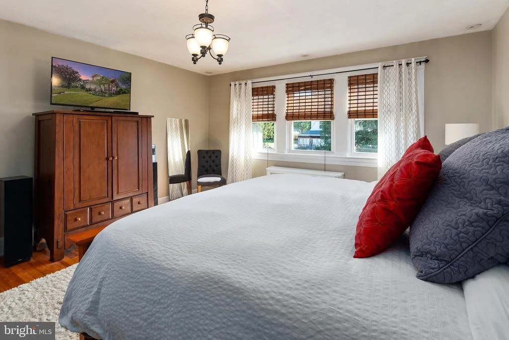 Photo of 808 WARWICK ROAD