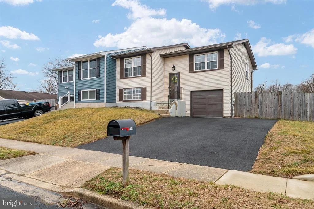 Photo of 2505 SYMPHONY LANE