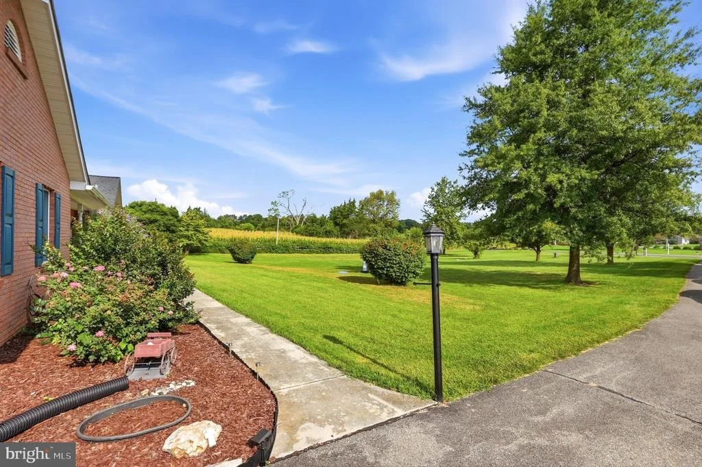 Photo of 17217 LAPPANS ROAD