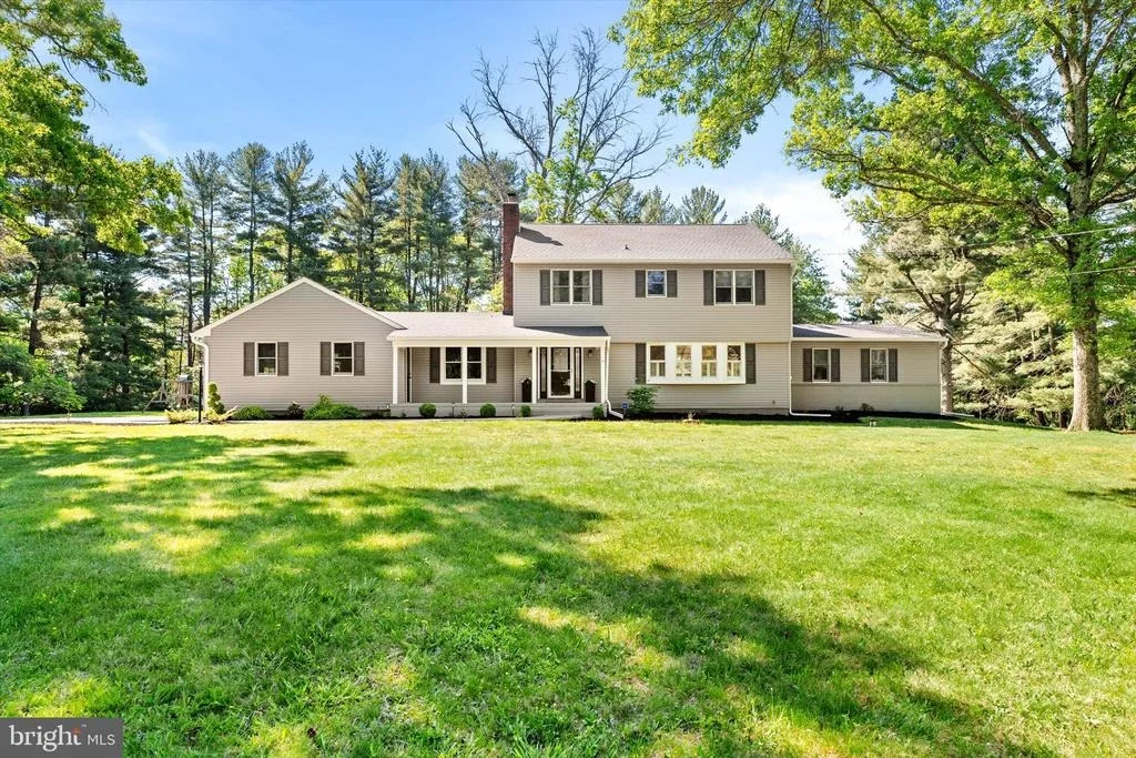 Photo of 5 SKYFIELD DRIVE
