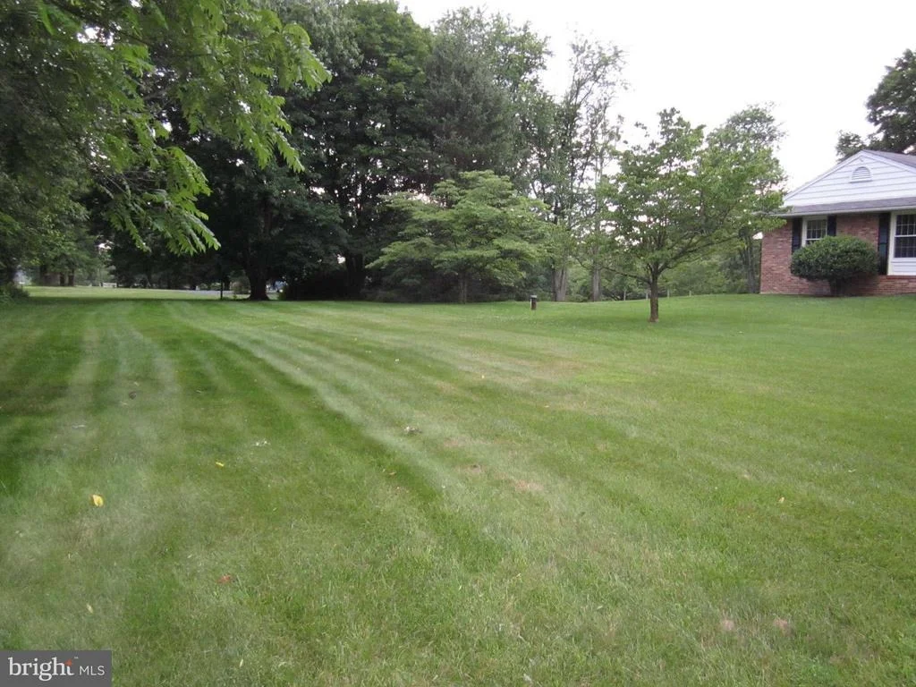 Photo of 18612 MUNCASTER ROAD