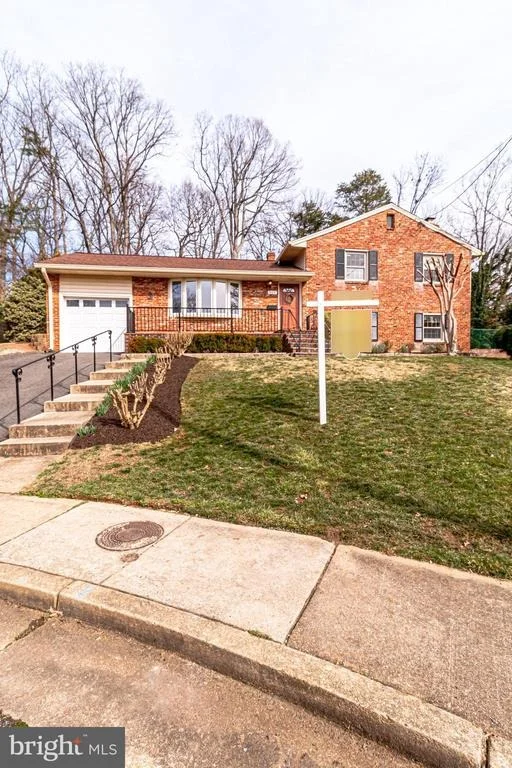 Photo of 919 JUNIPER PLACE