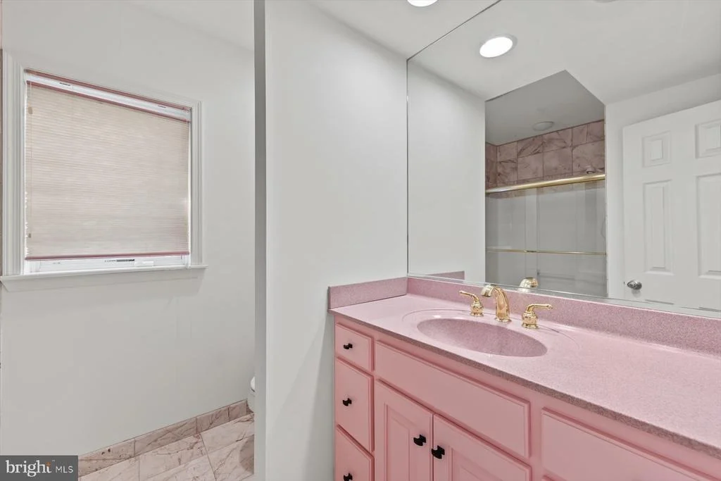 Photo of 20340 SILVER LAKE DRIVE