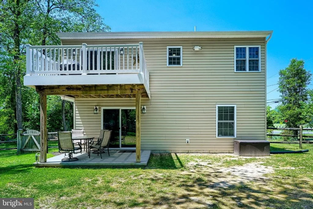 Photo of 8105 BEVERLY ROAD