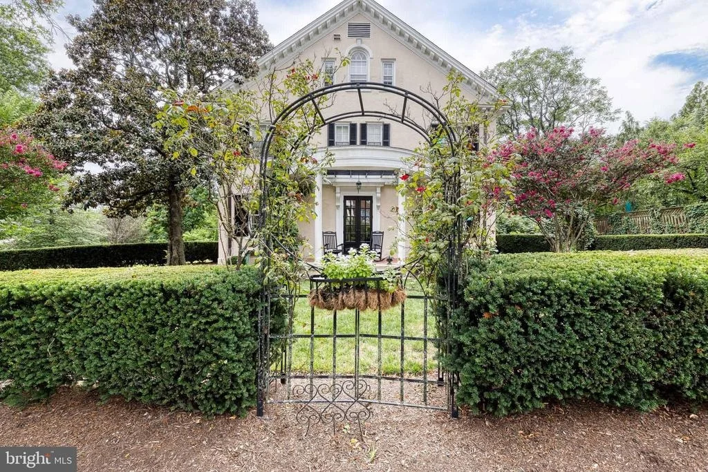 Photo of 501 SOMERSET ROAD